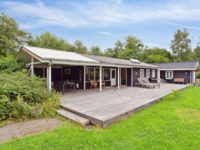 Holiday Home Gunlög - 1-3km from the sea by Interhome, Hals